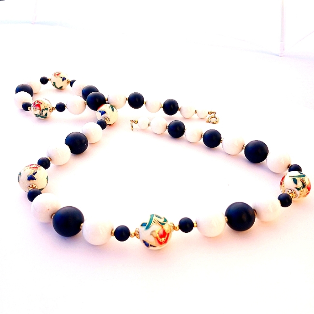Vintage Cloisonne Japan necklace navy white goldtone hand-painted
